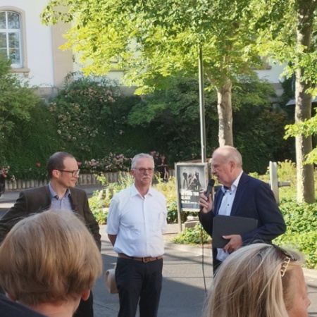 Größeres Bild ansehen