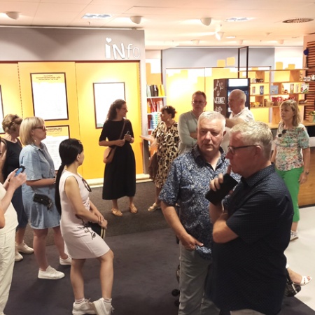 Größeres Bild ansehen